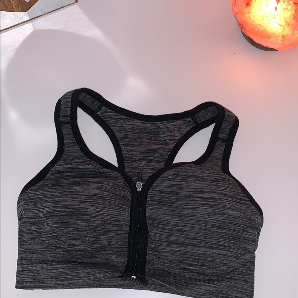 Black/gray sports bra front zip